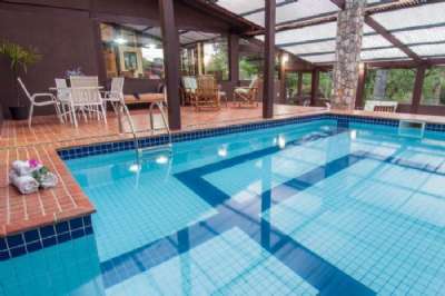 Piscina-768x576 Jardim das Montanhas.jpg